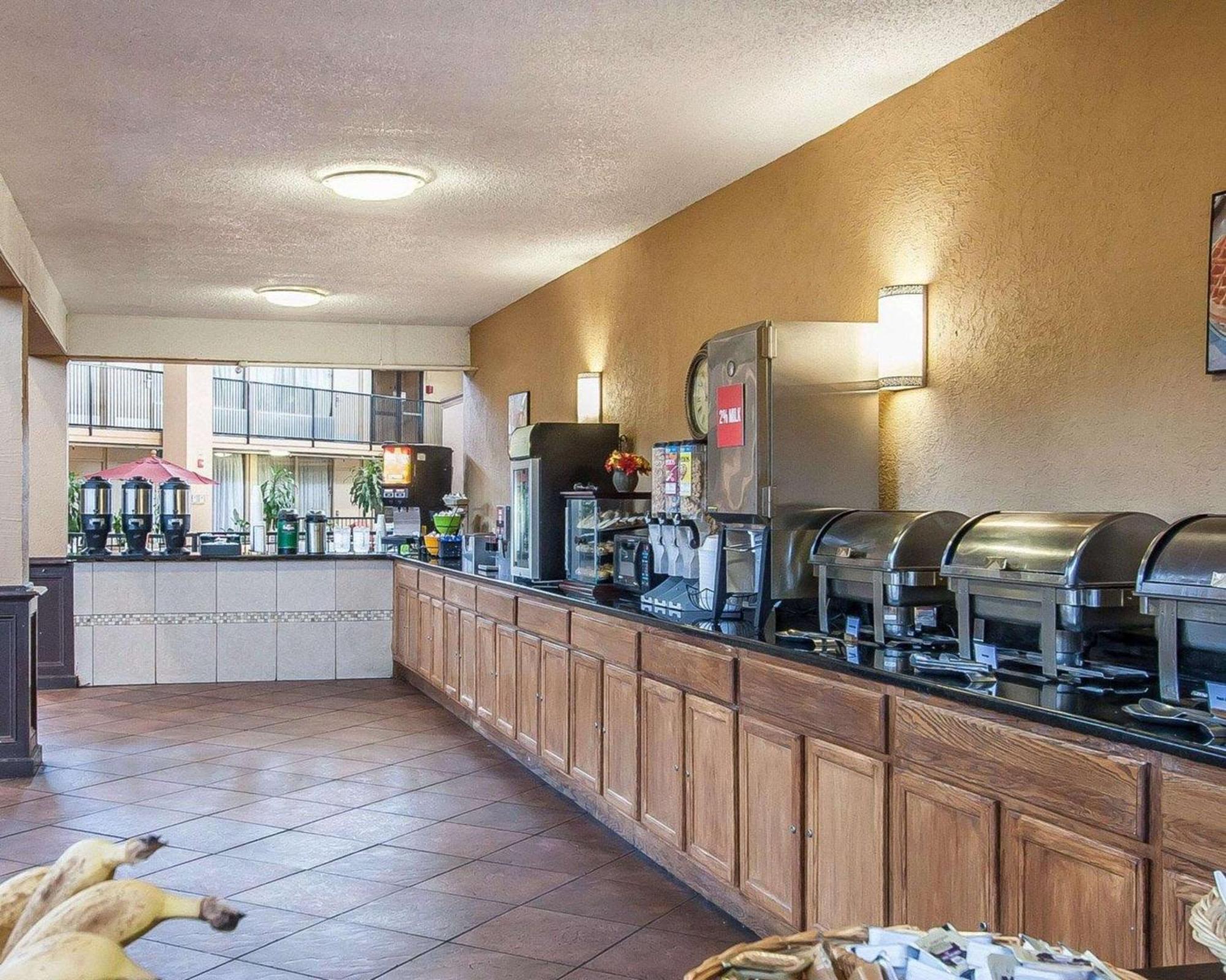 Clarion Inn Murfreesboro Exteriör bild