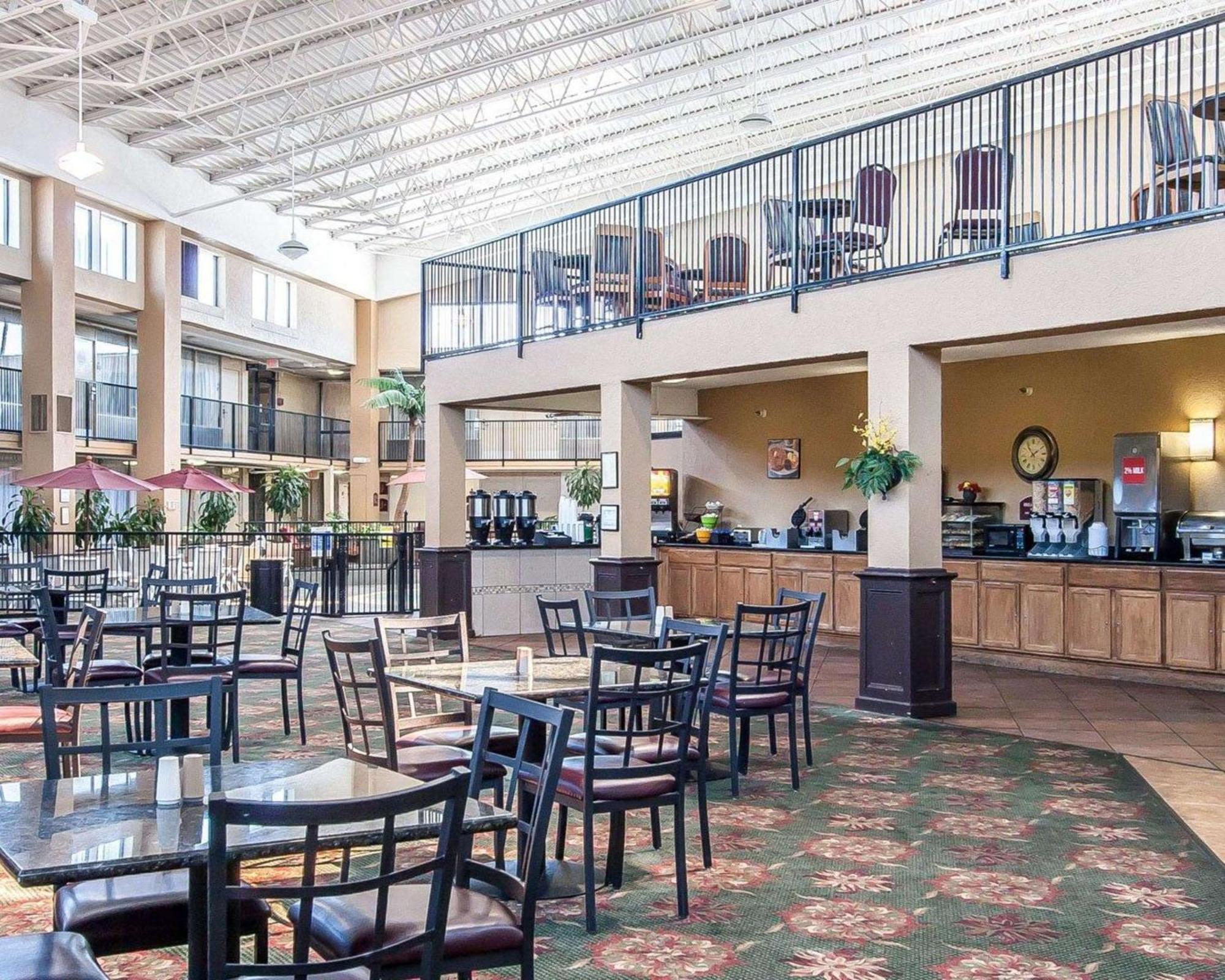 Clarion Inn Murfreesboro Exteriör bild